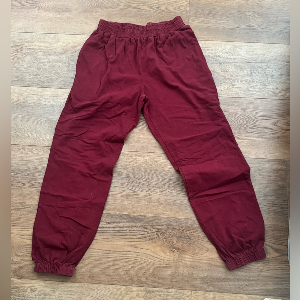 Maroon sweats